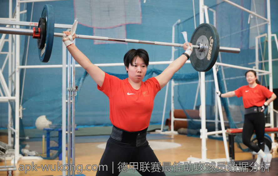 游泳爱好者的常用训练辅助设备介绍